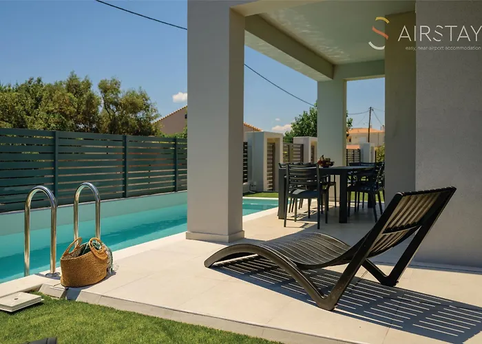 Komos Villas Airport By Airstay