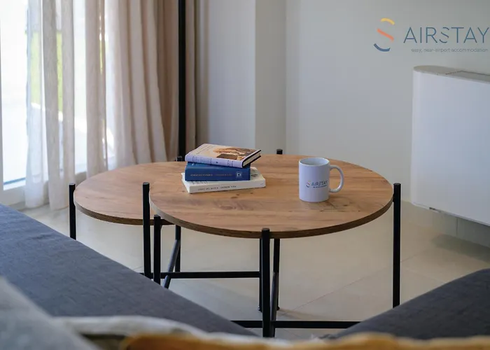 Komos Villas Airport By Airstay